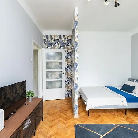 Superapart Zelazna 29 - Blisko Zlotych Tarasow Apartment